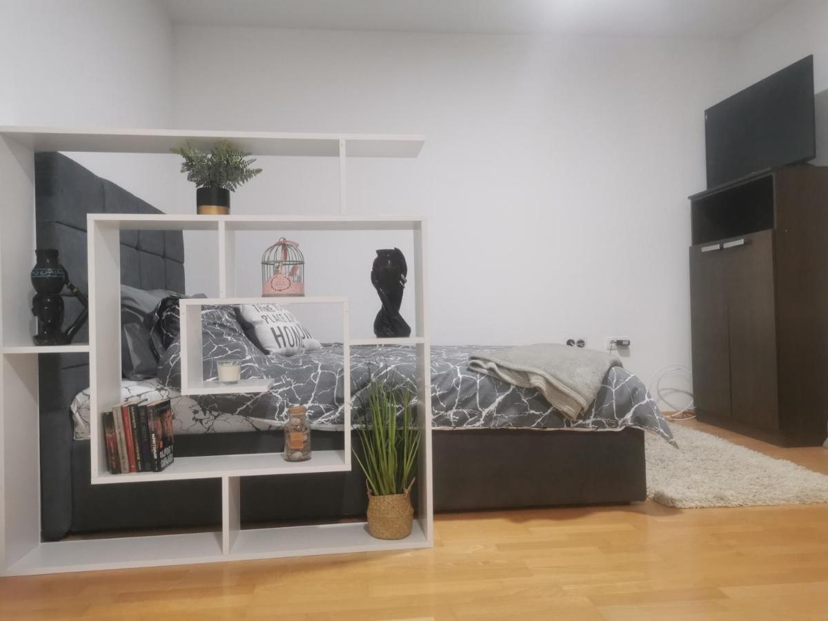 Apartamento Amabilis Banja Luka Exterior foto