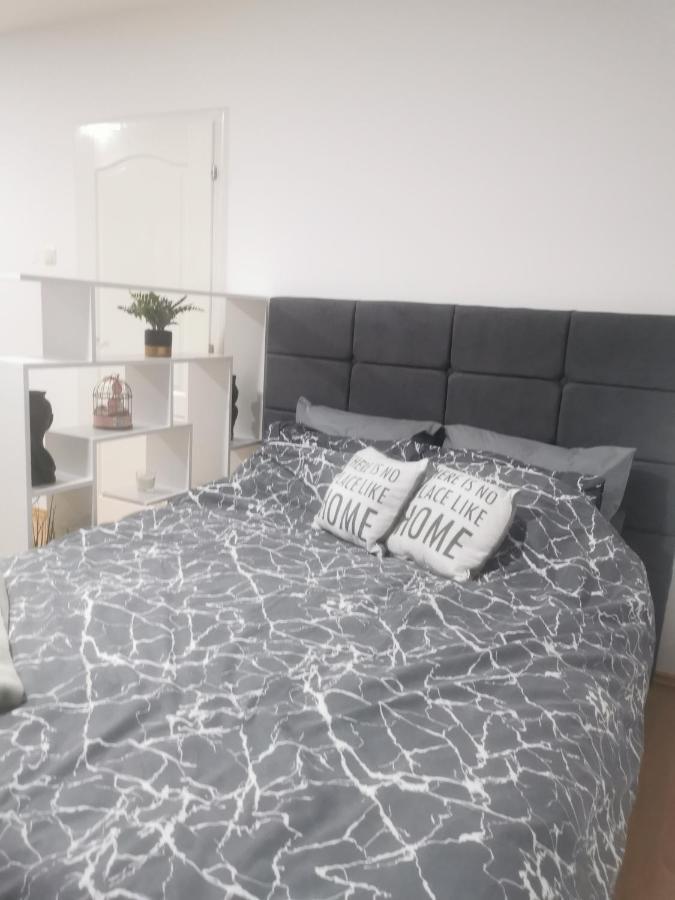 Apartamento Amabilis Banja Luka Exterior foto